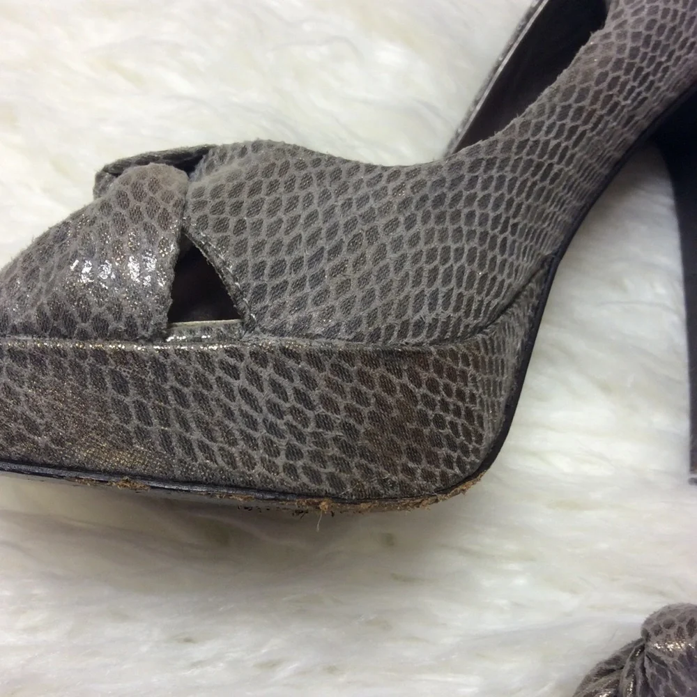Steve Madden who says